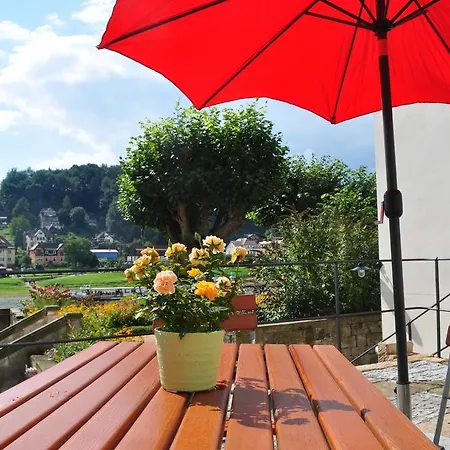 Elbterrasse Wehlen 아파트